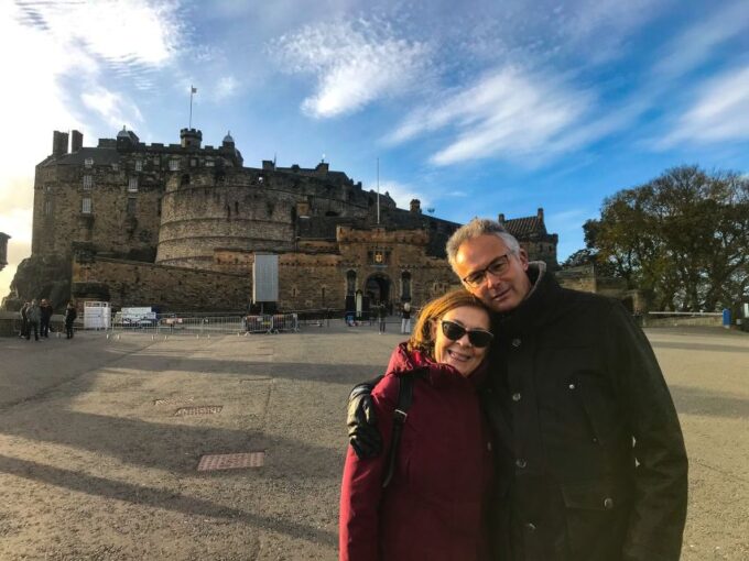 Edinburgh Private Tour: The Castle to the Arthurs Seat - Guide Expertise