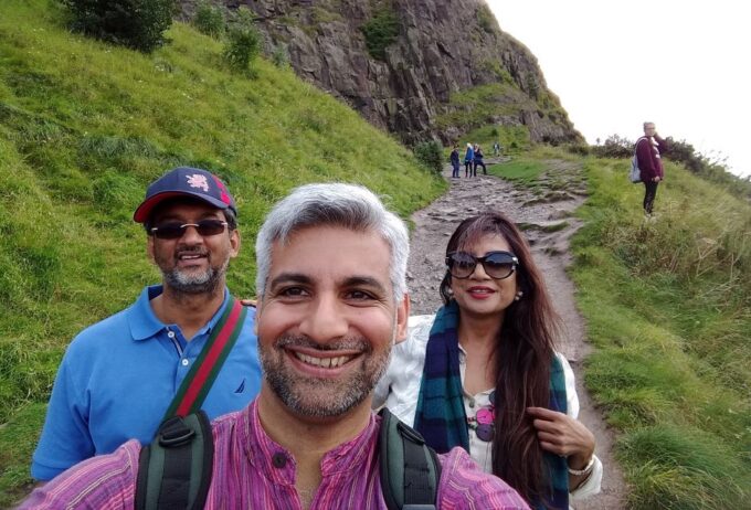 Edinburgh Private Tour: The Castle to the Arthurs Seat - Accessibility and Group Size