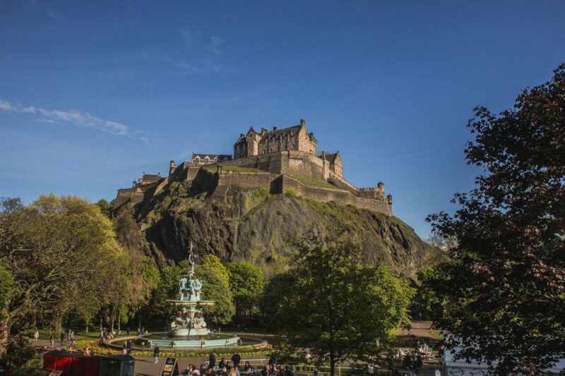 Edinburgh Private Walking Tour - Key Landmarks