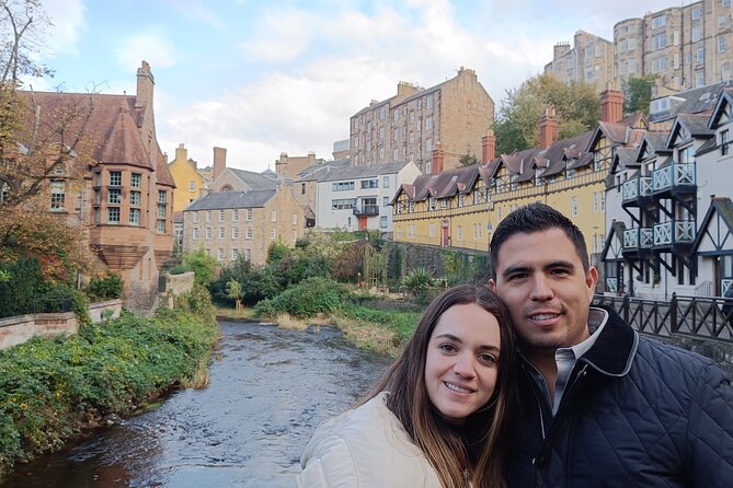 Edinburgh Private Walking Tour in English - Exploring Edinburgh Castle