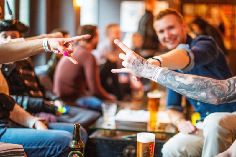 Edinburgh: Pub Crawl 7 Bars With 6 Shots - Customer Reviews and Ratings