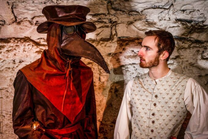 Edinburgh: Real Mary Kings Close Guided Tour - Exploring the Preserved Street