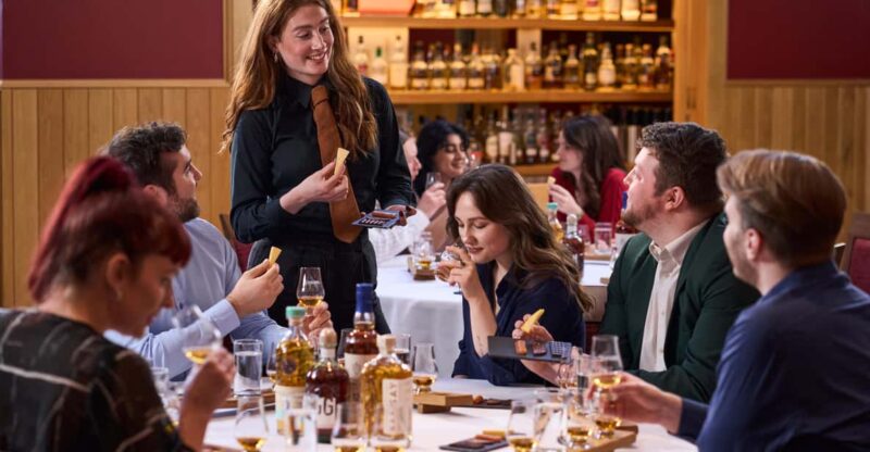 Edinburgh: Scotch Whisky Tasting Experience With Canapés - Whisky Expert Guidance