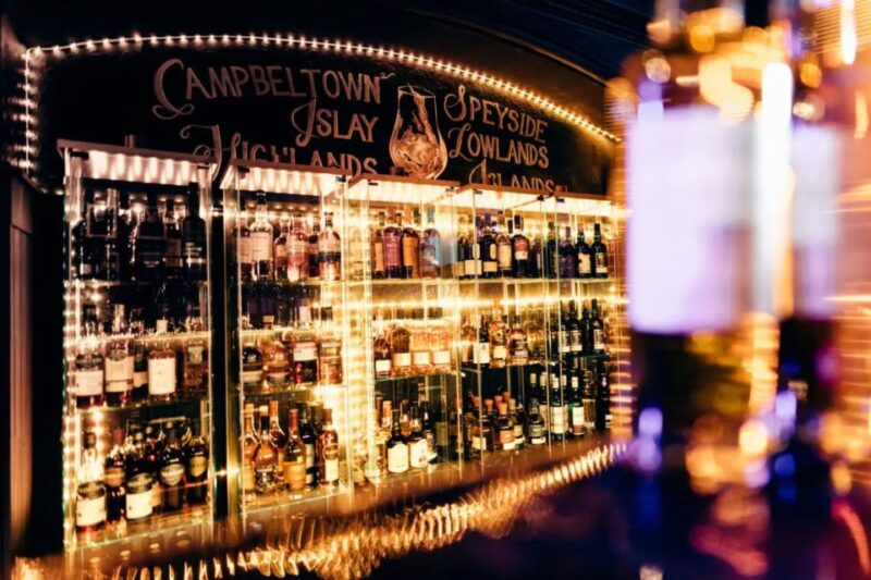 Edinburgh: Scotch Whisky Tasting - Scotlands True Spirit - Language and Guidance Options