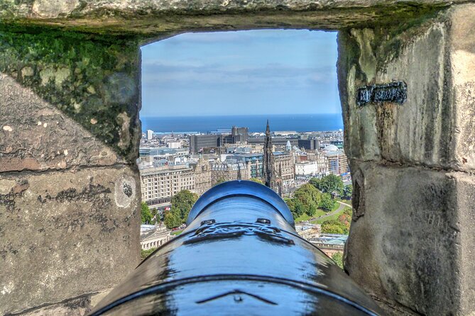 Edinburgh Self-Guided Audio Tour - Its History and Secrets - Scotlands Epic History Unfolded