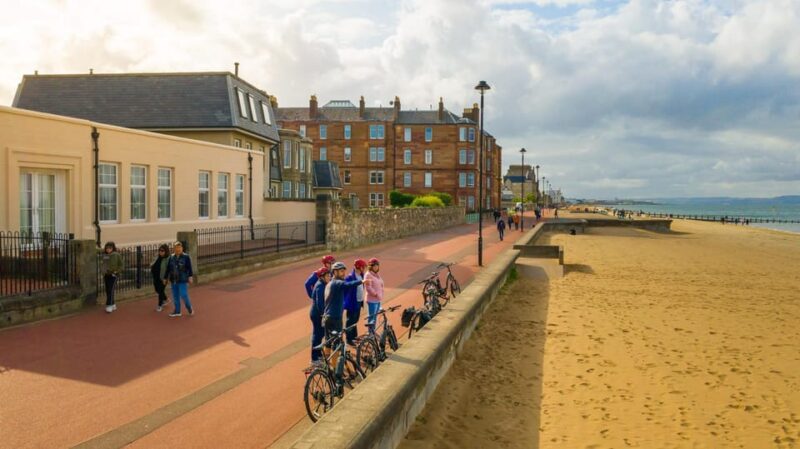 Edinburgh: Sightseeing Bike Tour - Safety and Requirements