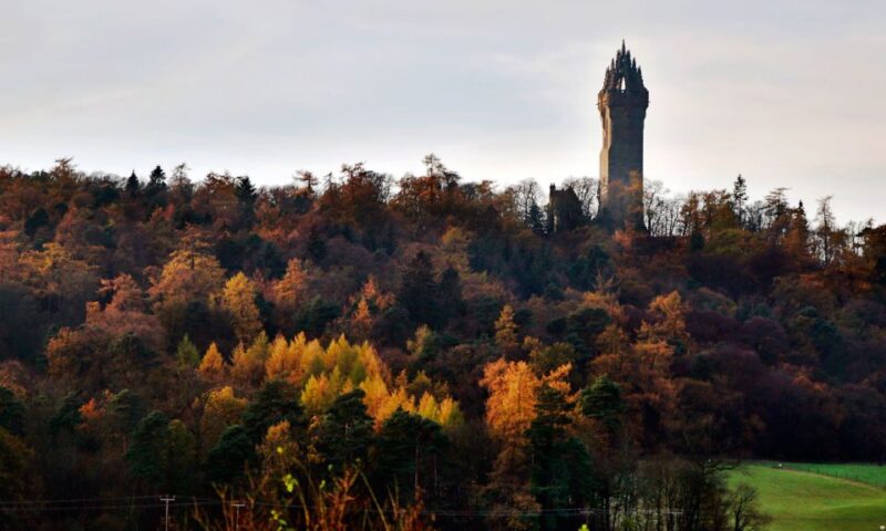 Edinburgh: Stirling, Whisky & St Andrews Tour in Italian - Itinerary Highlights