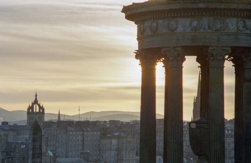 Edinburgh: Sunset Hike to Arthurs Seat With Local Guide - Key Points
