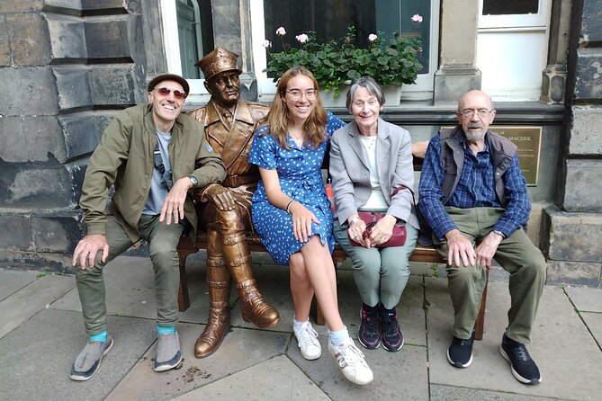 Edinburgh: The Peoples Story - Private Walking Tour - Meeting and Pickup