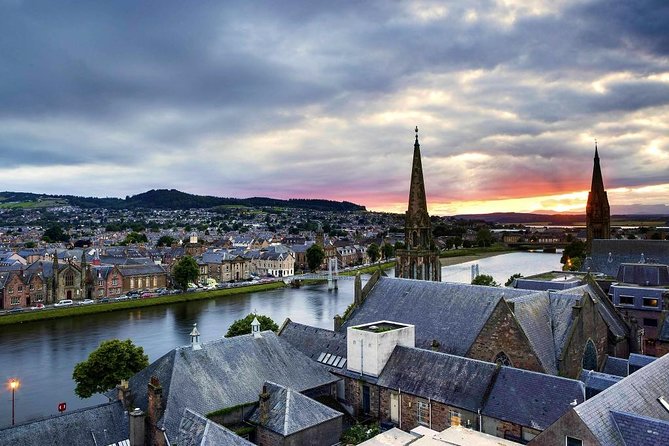 Edinburgh to Inverness Luxury Taxi Transfer - Exploring the Edinburgh to Inverness Route