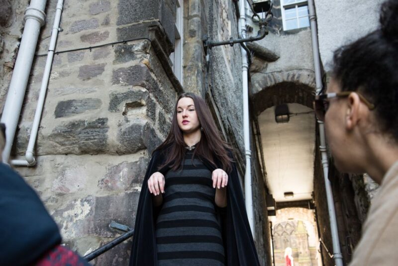 Edinburgh: Underground Vaults Evening Ghost Tour With Whisky - Immersive Storytelling With Devices