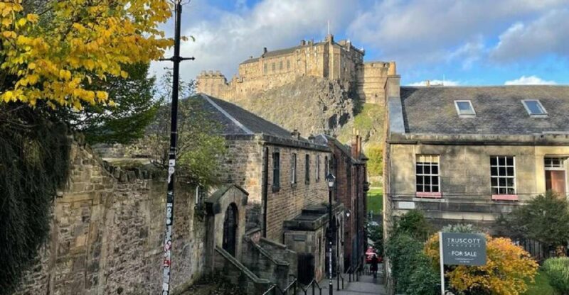 Edinburgh Unveiled: Private Driving Tour of Edinburgh City - Key Points
