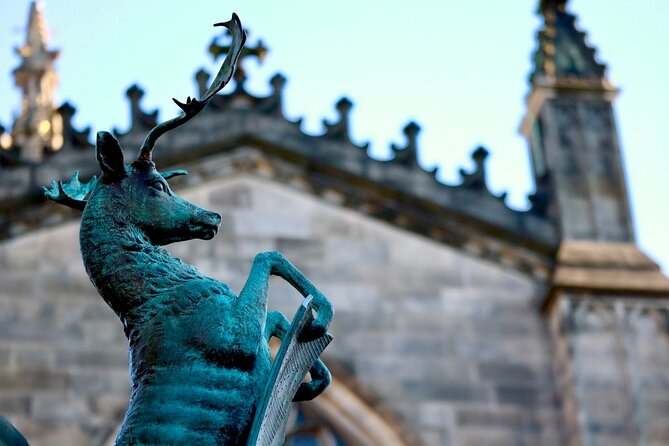 Edinburgh Walking Food Tour With Secret Food Tours - Guide Identification