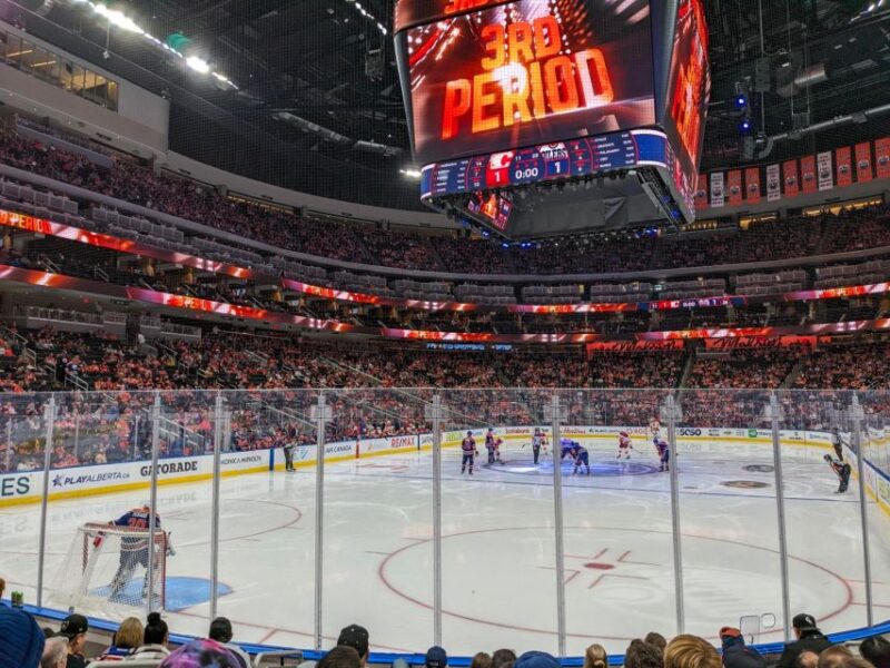 Edmonton: Edmonton Oilers Ice Hockey Game Ticket - Venue Amenities and Features