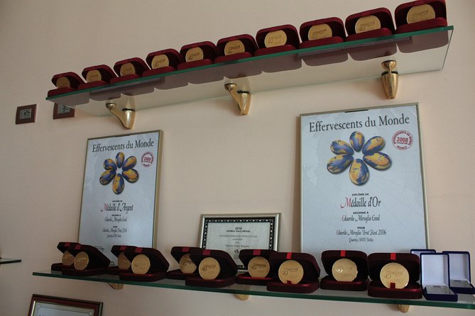 Edoardo Miroglio Private Boutique Winery Tour - Meeting and Pickup