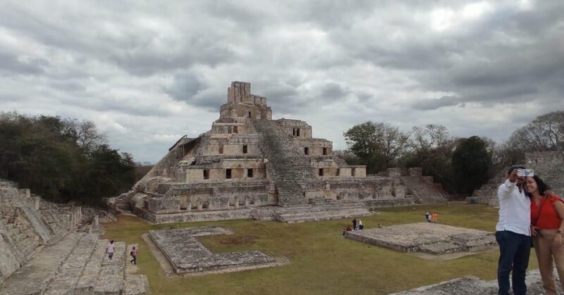 Edzná Mayan Ruins: Traveling by Colectivo - Colectivo Transportation