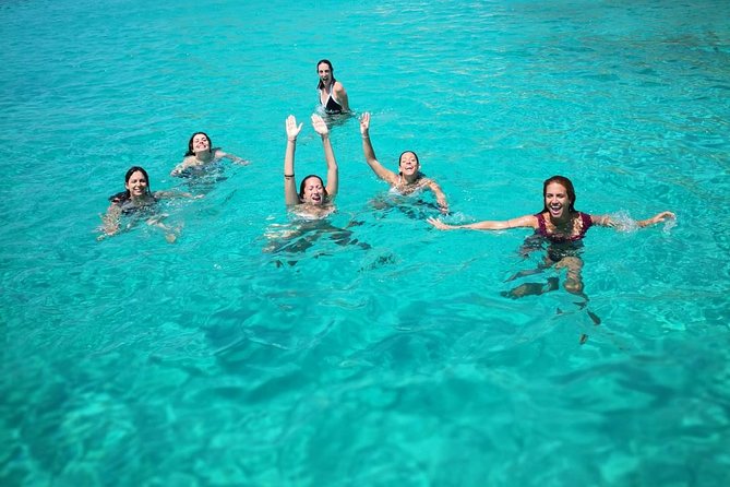 Egadi Islands Boat Tour - Discover Favignana and Levanzo From Trapani - Discovering Levanzo