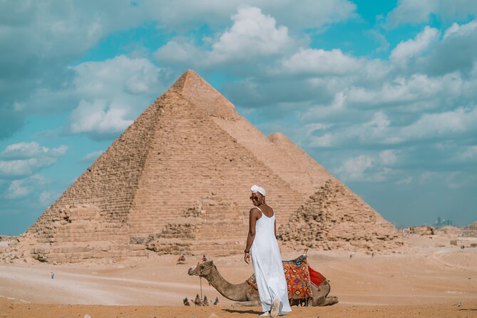 Egypt Luxury Photoshoot & Full Day Private Day Tour at Giza - Inclusive Fees and Taxes