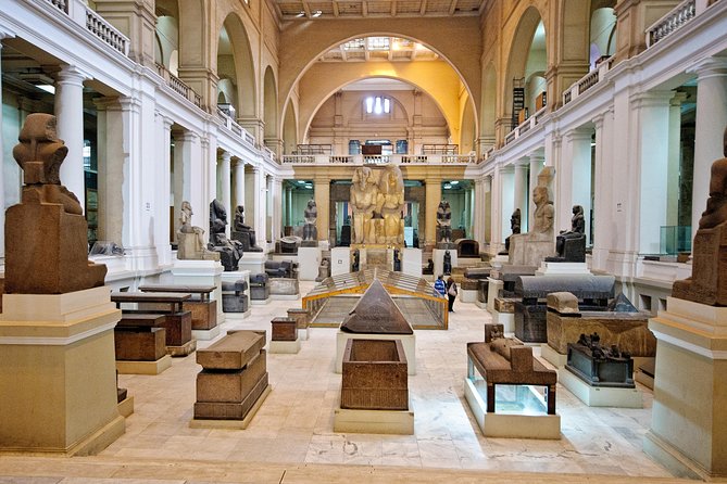 Egypt Short Break Day Tour: Pyramids, Sphinx and Egyptian Museum From Cairo Airport - Egyptian Museum Highlights