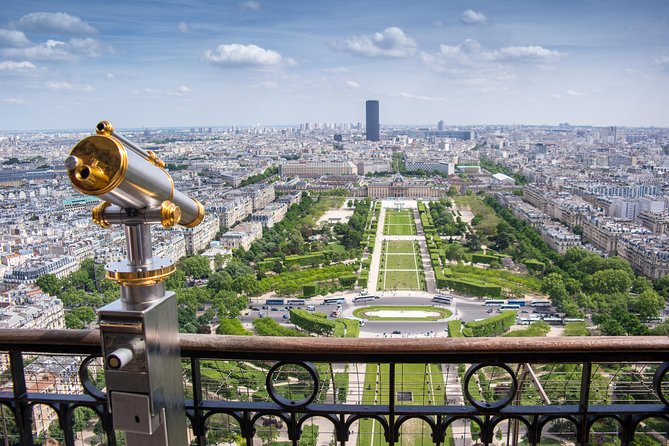 Eiffel Tower Experience With Audio Guided Tour and Lunch on the 1st Floor - Inclusions and Accessibility