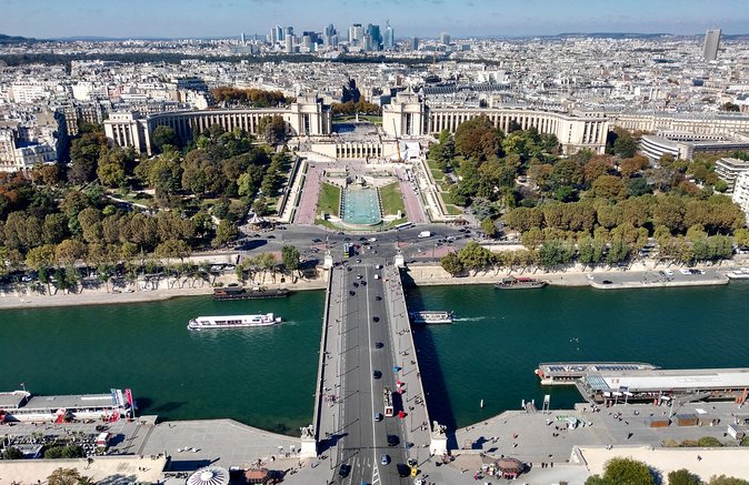 Eiffel Tower Guided Climb Tour by Stairs - Cancellation Policy