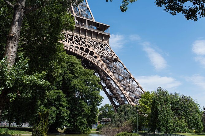 Eiffel Tower Guided Tour With Summit Access - Tour Details