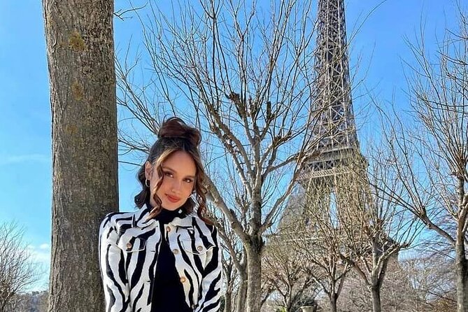 Eiffel Tower Skip-The-Queue Ticket With Audio Guide Commentary - Restrictions and Recommendations