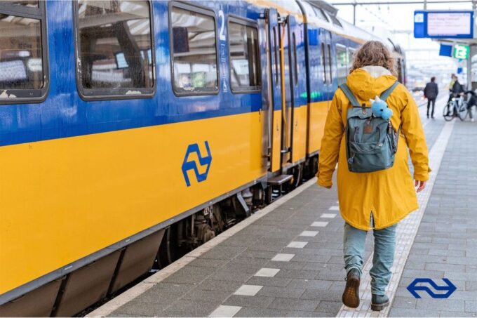 Eindhoven: Train Transfer Eindhoven From/To Rotterdam - Departure Times and Frequency