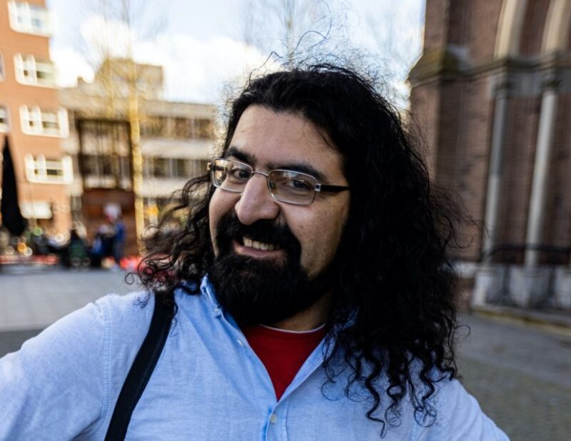 Eindhoven Walking Tour With a Local Comedian as Guide - Inclusions