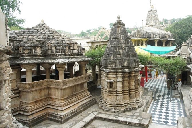 Eklingji Temple & Nagda Temple Tour By Tuk-Tuk Or Car - Explore the Nagda Temples