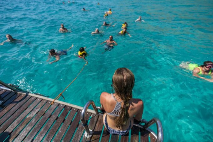 El Arenal, Mallorca: Bay of Palma Boat Tour With Snorkeling - Frequently Asked Questions