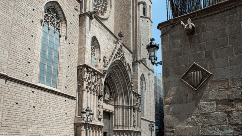 El Born: Basilica of Santa María Del Mar Tour & Terrace Access - Whats Included