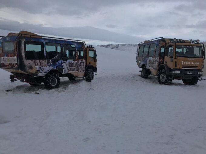 El Calafate Balconies Experience: 3-Hour 4WD Tour - Guide and Transportation