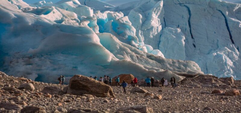 El Calafate: Blue Safari Los Glaciares Trekking Tour - Itinerary and Experience