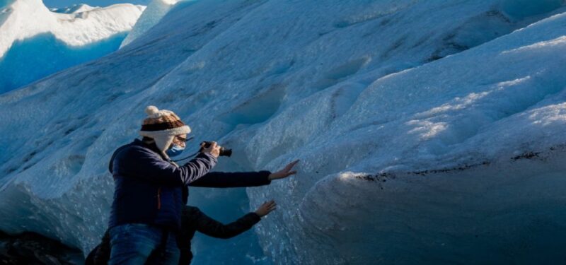 El Calafate: Blue Safari Los Glaciares Trekking Tour - Inclusions and Exclusions