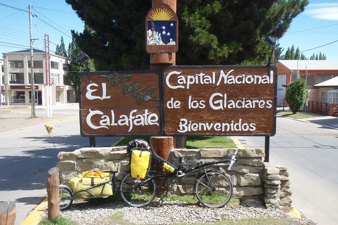El Calafate City Sightseeing Tour Including Walichu Caves - Visiting the Walichu Caves