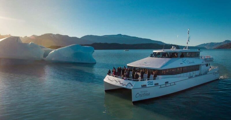 El Calafate: Glacier Cruise & Trekking at Estancia Cristina - Inclusions