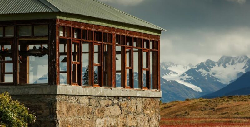 El Calafate: Glacier Cruise & Trekking at Estancia Cristina - Important Information