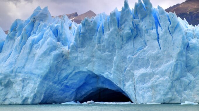 El Calafate: Glacier Cruise & Trekking at Estancia Cristina - Explore Estancia Cristina