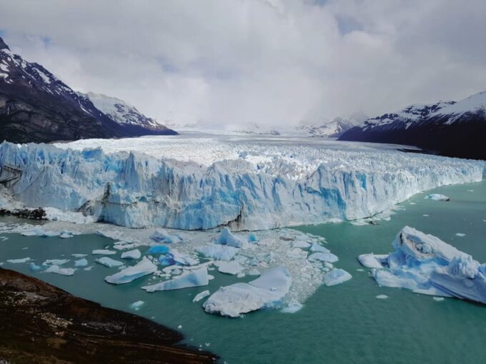 El Calafate, Perito Moreno Glacier Classic Tour With Guide - Scenic Views
