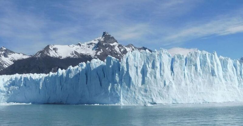 El Calafate: Perito Moreno Glacier Guided Day Tour & Sailing - Itinerary and Experience