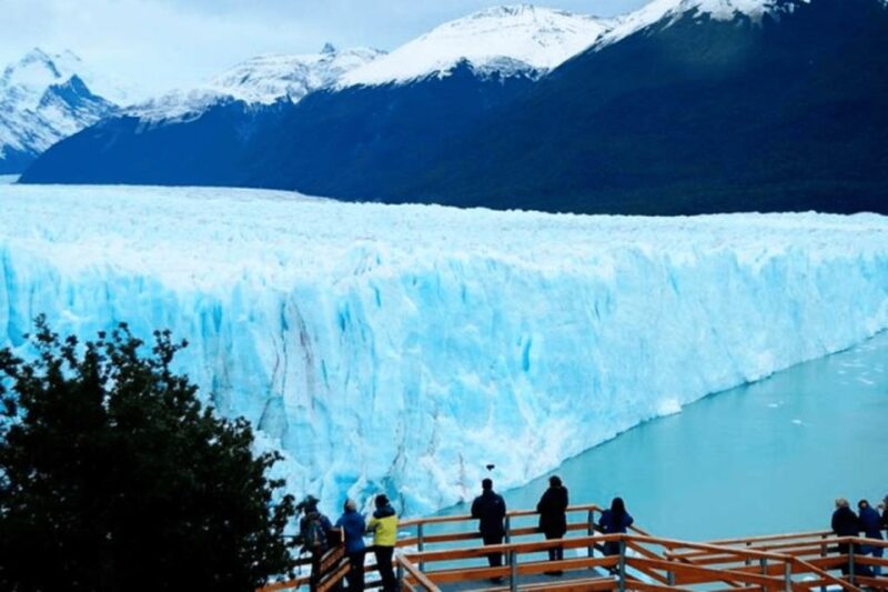 El Calafate: Perito Moreno Glacier Guided Day Tour & Sailing - Inclusions and Fees