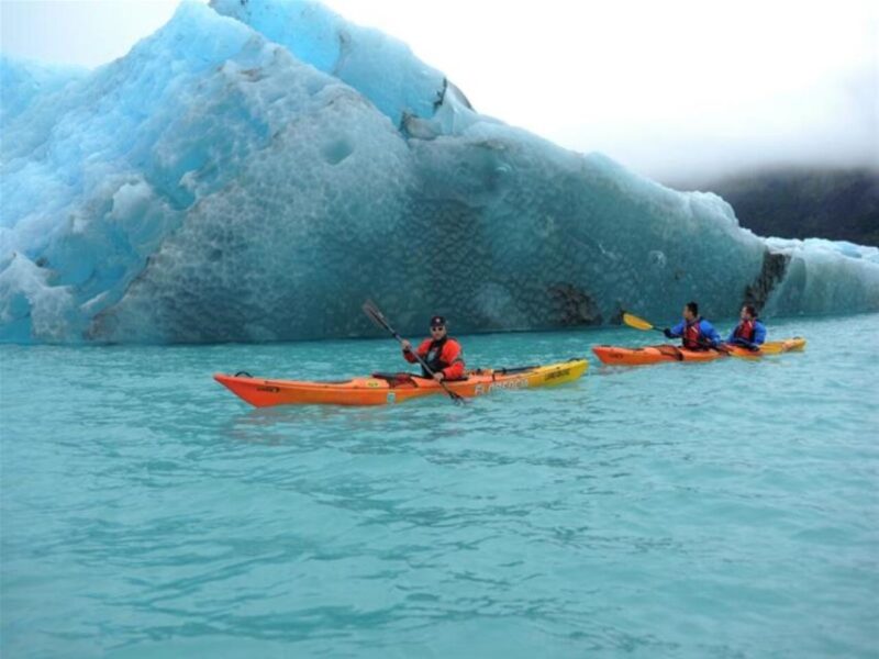 El Calafate: Perito Moreno Kayak Trip With Gear and Lunch - Activity Highlights