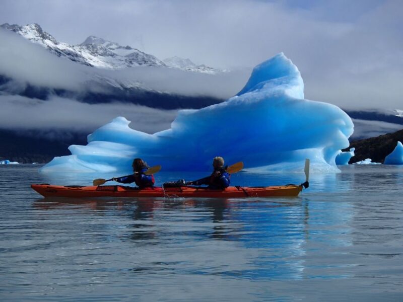El Calafate: Perito Moreno Kayak Trip With Gear and Lunch - Included in the Price