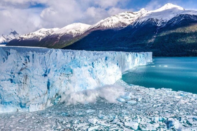 El Calafate: Trip to the Famous Perito Moreno Glacier - Stunning Panoramic Views