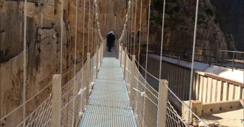 El Chorro: Caminito Del Rey Gorge Route Guided Walking Tour - Inclusions and Exclusions