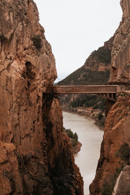 El Chorro: Caminito + Guided Tour With Electric Bike 2h - Caminito Del Rey Guided Tour