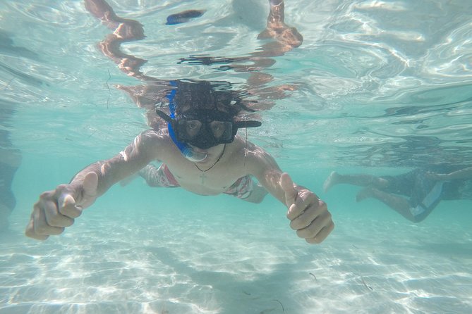 El Cielo and Snorkel Private Excursion - Snorkeling Destinations and Activities