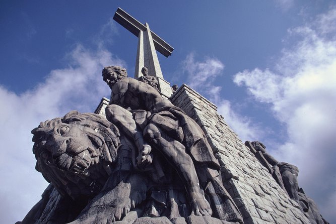 El Escorial and Valley of the Fallen Private Tour - Traveler Feedback and Insights