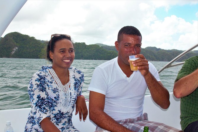 El Limón Waterfalls & Bacardi Island - Discovering Bacardi Island